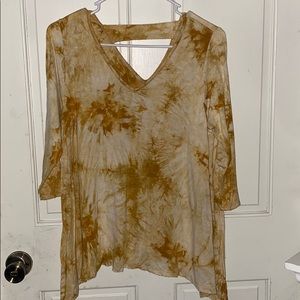 Coco’s clozet shirt size medium